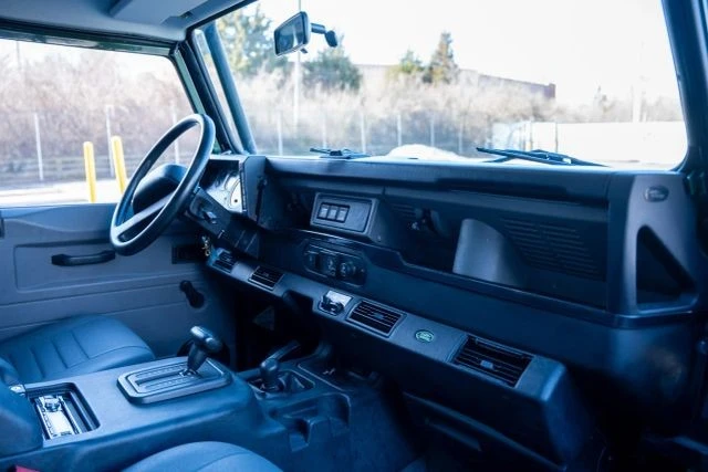 1997 Land Rover Defender 90 - Image 11 of 16