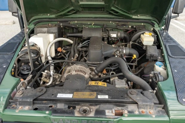 1997 Land Rover Defender 90 - Image 7 of 8