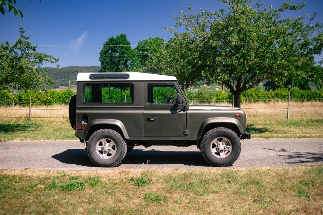 1997 Land Rover Defender 90 - Image 4 of 31