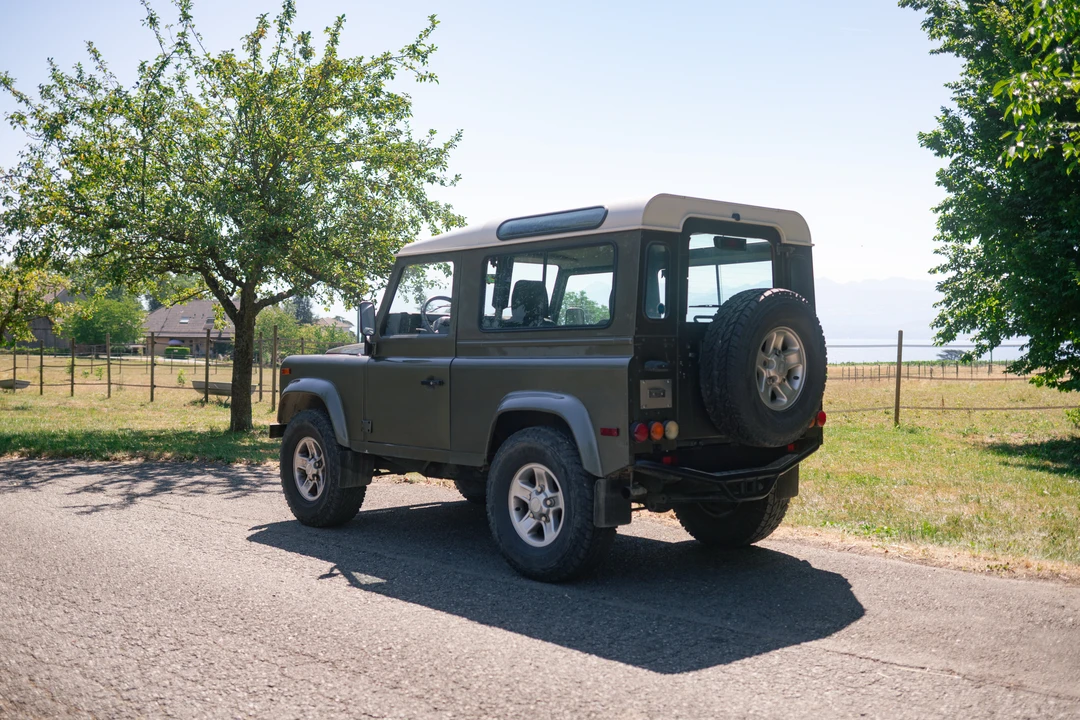 1997 Land Rover Defender 90 - Image 7 of 31