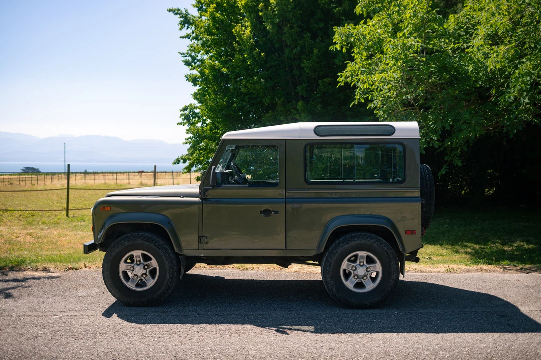 1997 Land Rover Defender 90 - Image 8 of 31