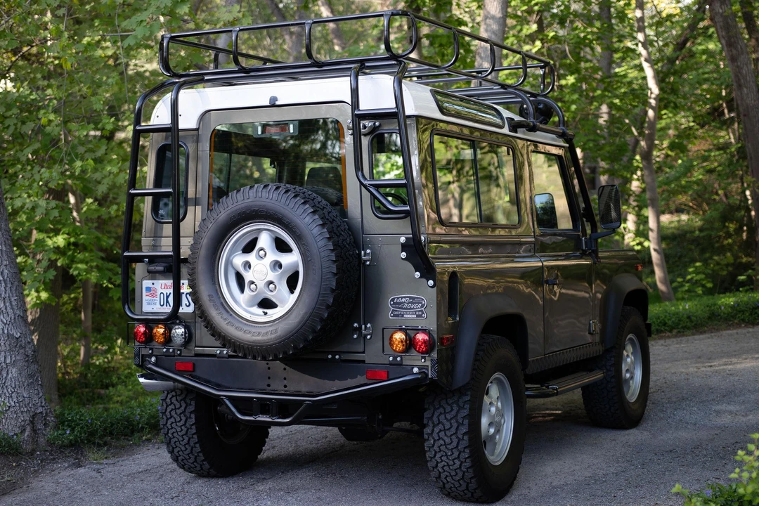 1997 Land Rover Defender 90 - Image 10 of 31