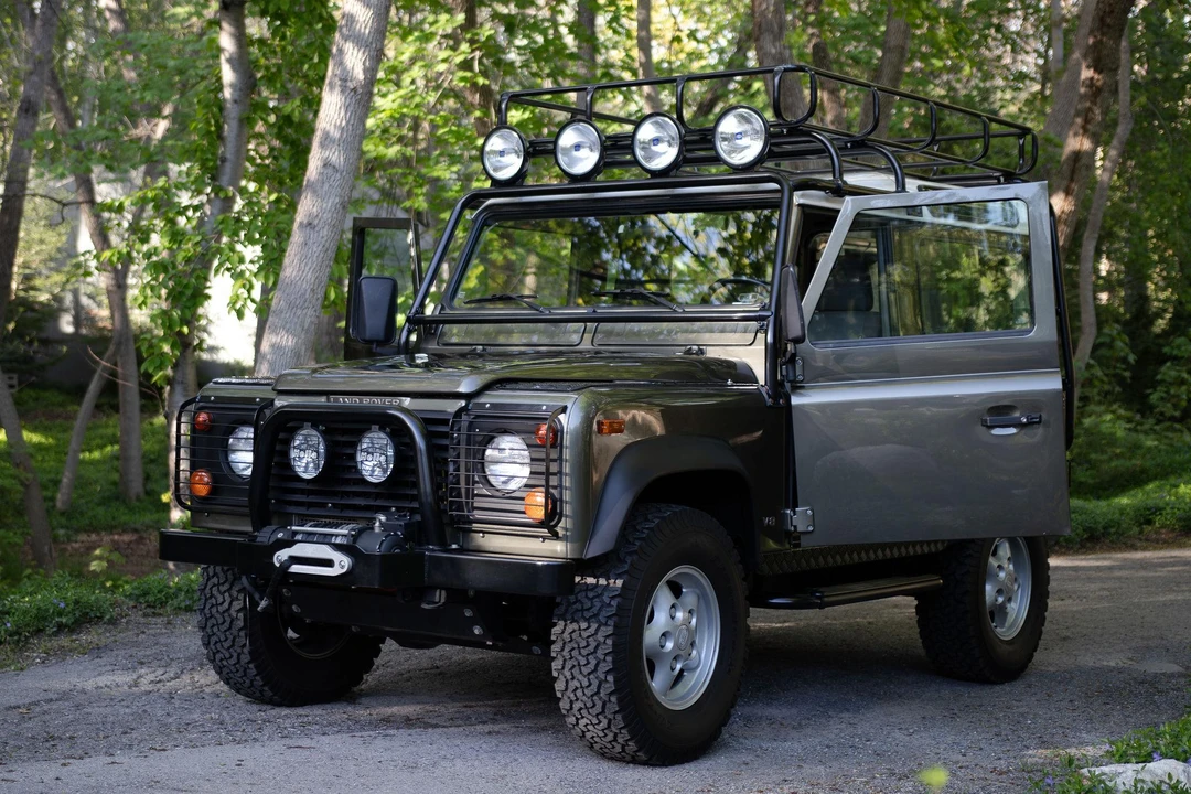 1997 Land Rover Defender 90 - Image 7 of 31