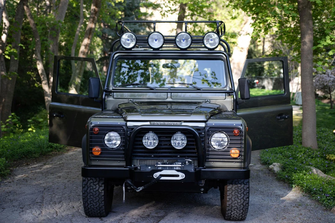 1997 Land Rover Defender 90 - Image 6 of 31
