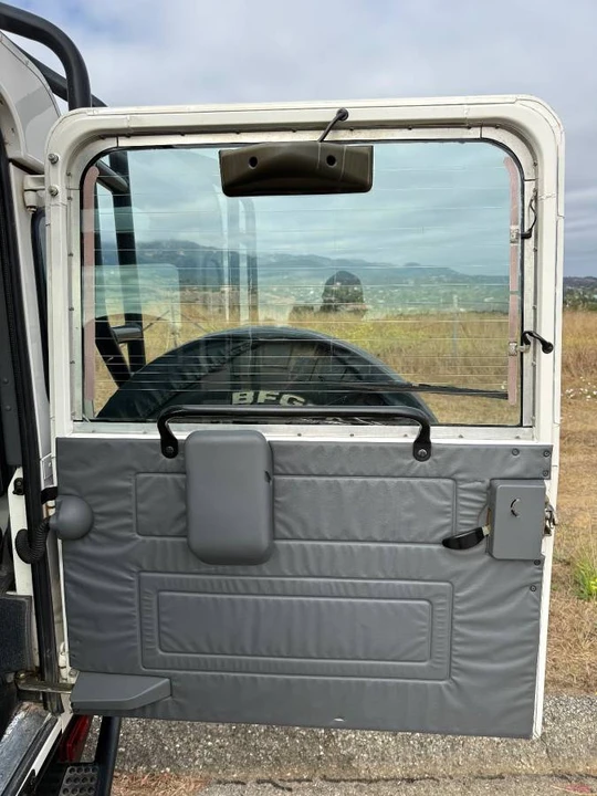 1997 Land Rover Defender 90 - Image 15 of 23