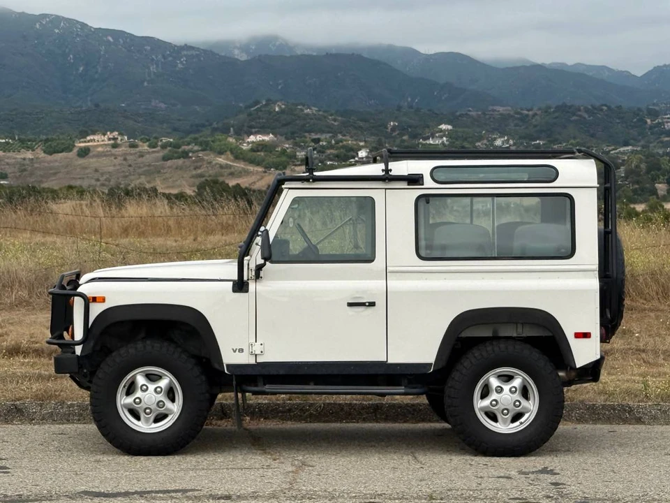1997 Land Rover Defender 90 - Image 6 of 23