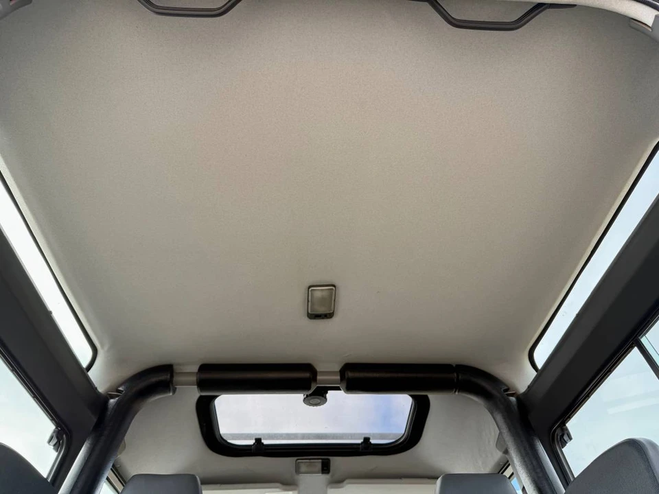 1997 Land Rover Defender 90 - Image 16 of 23