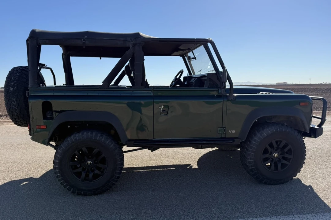 1997 Land Rover Defender 90 - Image 3 of 9