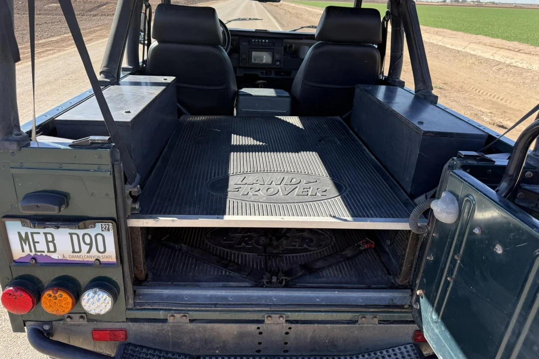 1997 Land Rover Defender 90 - Image 5 of 9
