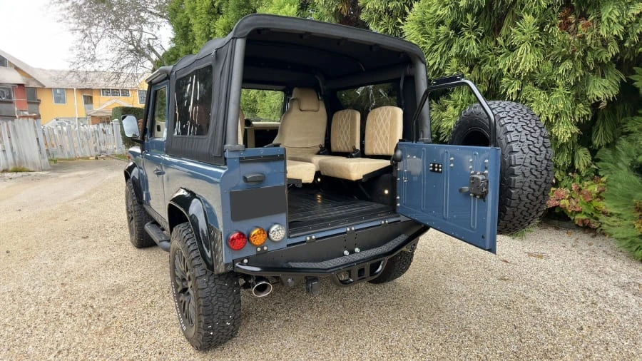 1997 Land Rover Defender 90 - Image 8 of 30