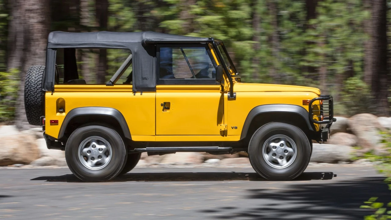 1997 Land Rover Defender 90 - Image 23 of 31