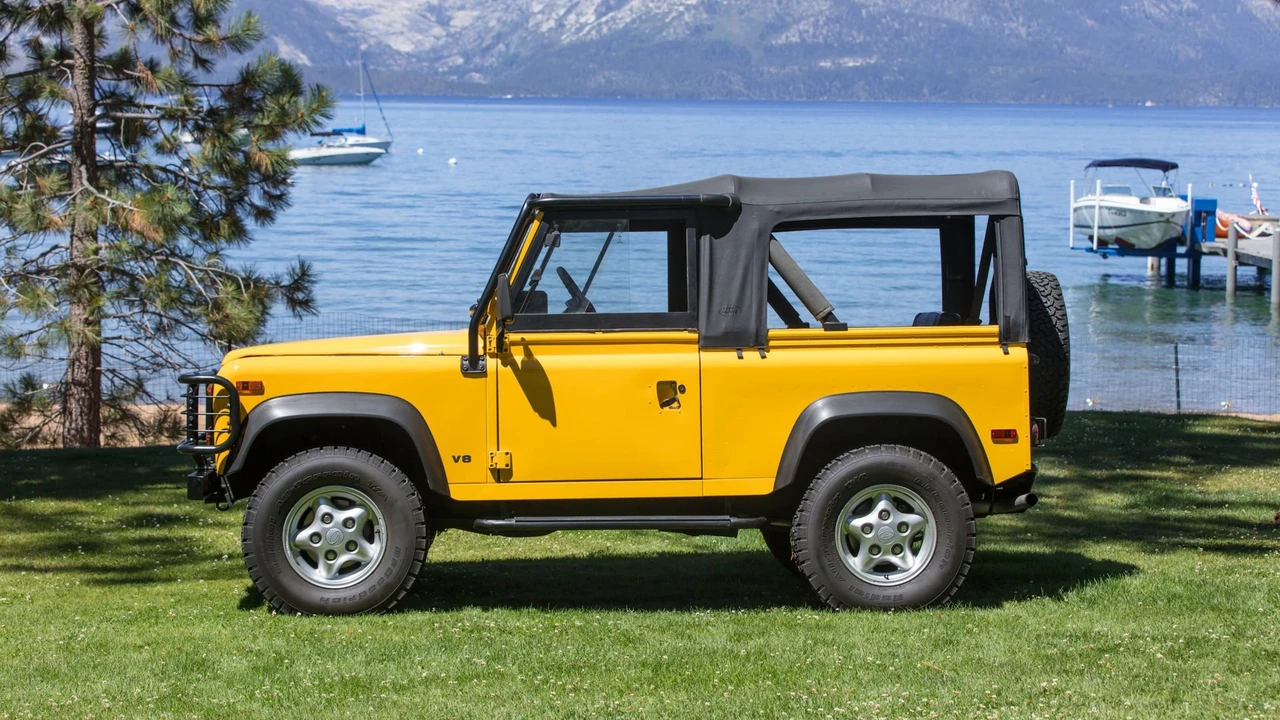 1997 Land Rover Defender 90 - Image 18 of 31