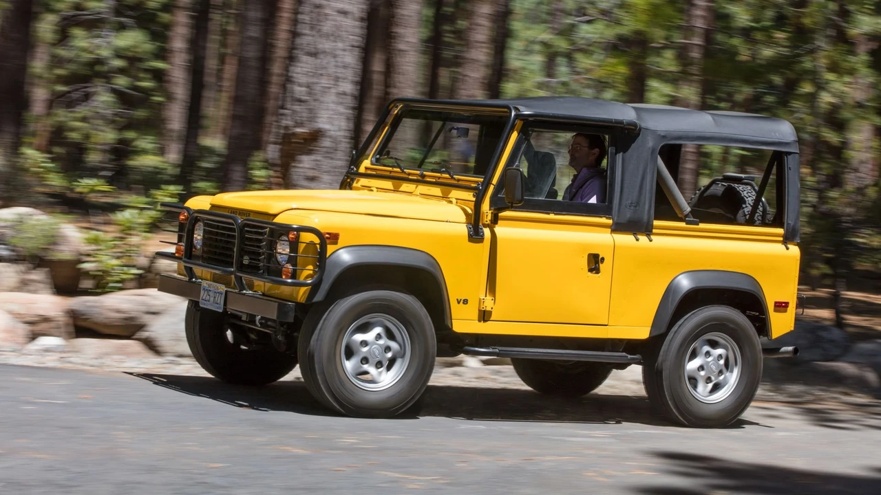 1997 Land Rover Defender 90 - Image 15 of 31