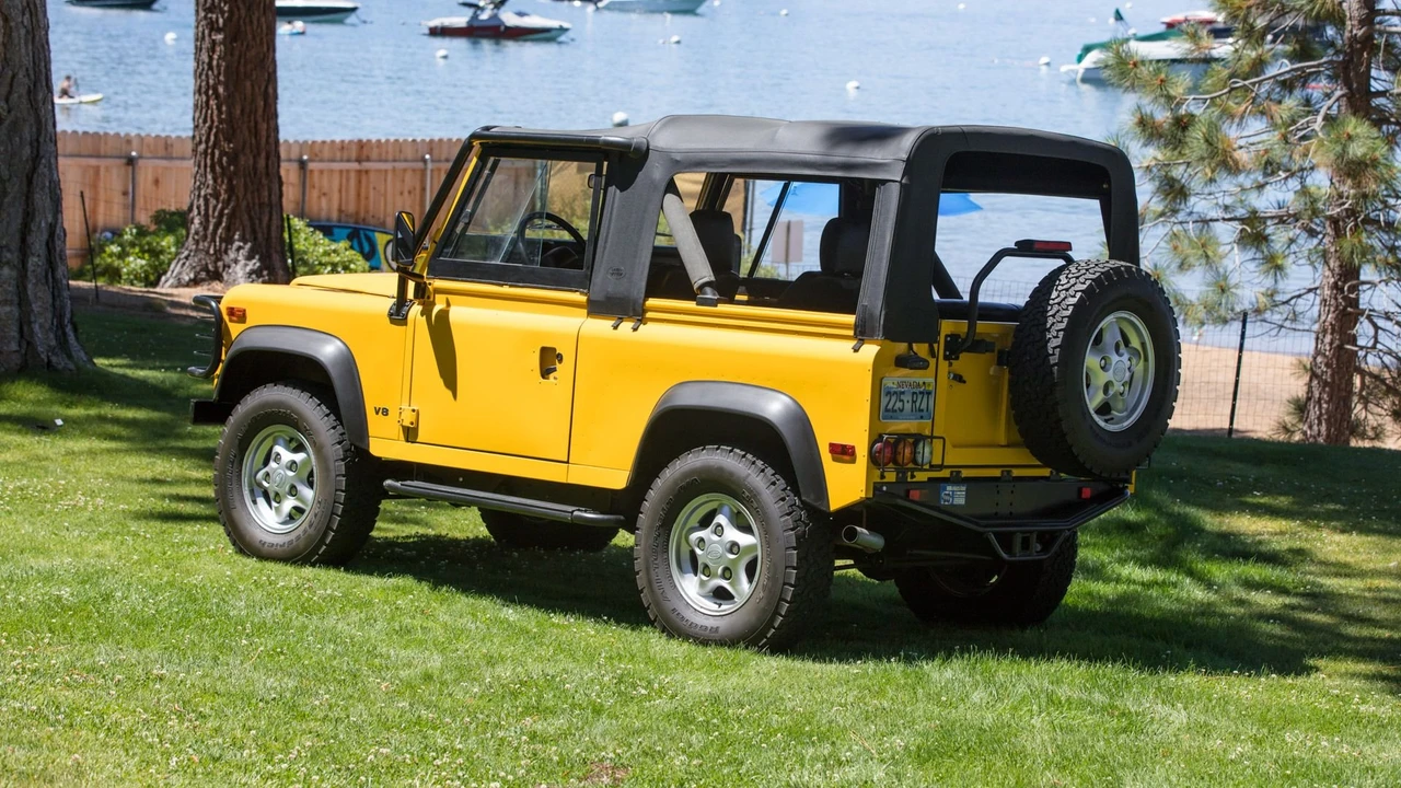 1997 Land Rover Defender 90 - Image 14 of 31