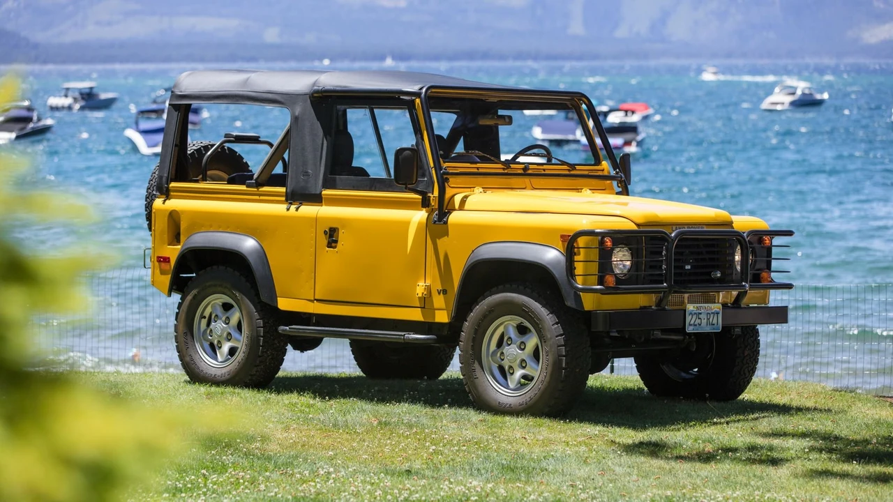 1997 Land Rover Defender 90 - Image 13 of 31