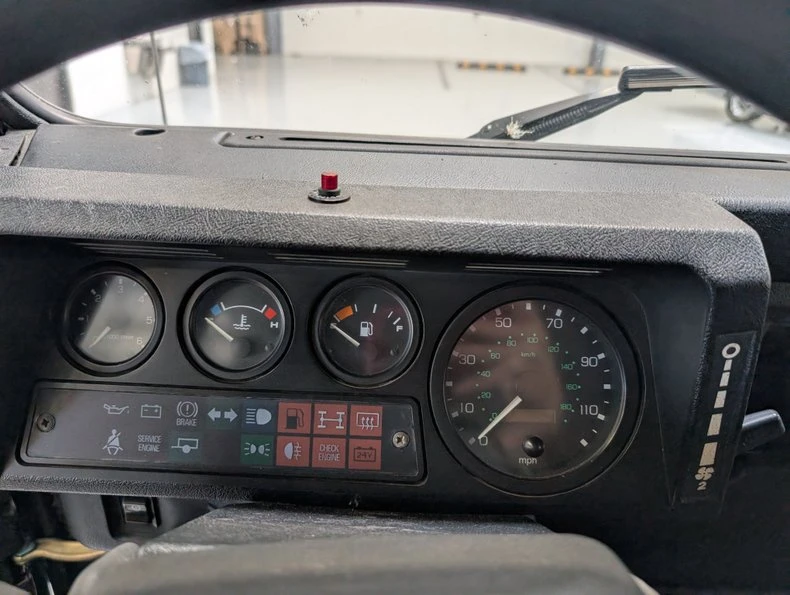 1997 Land Rover Defender 90 - Image 10 of 12