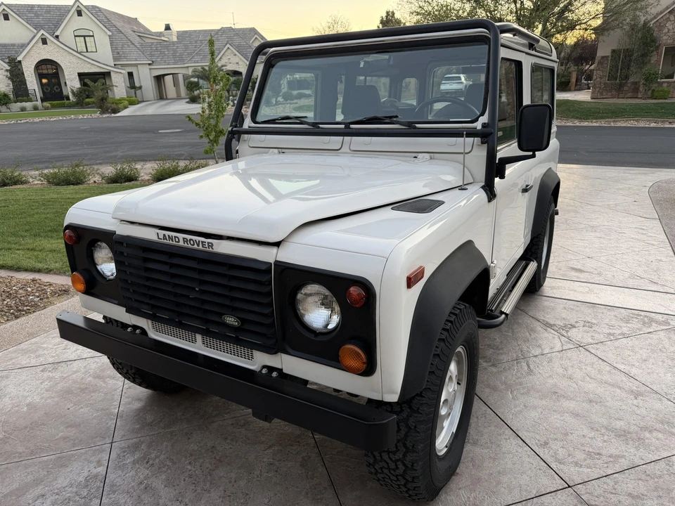 1997 Land Rover Defender 90 - Image 9 of 21