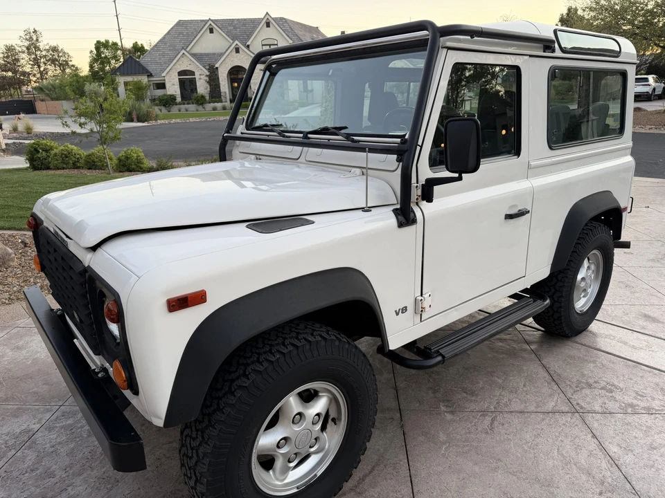 1997 Land Rover Defender 90 - Image 11 of 21