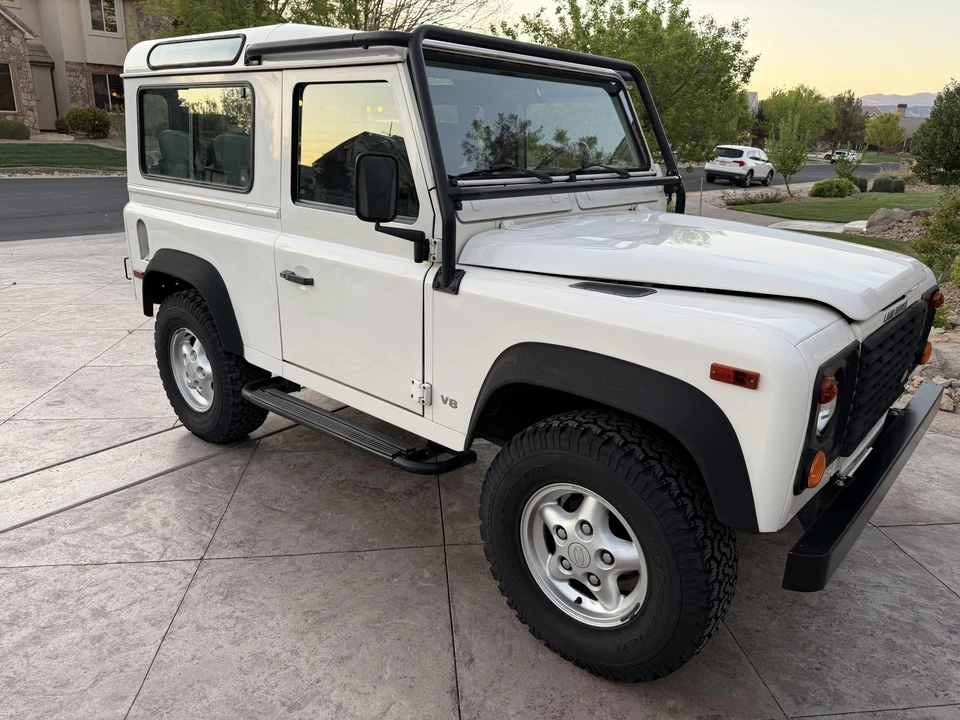 1997 Land Rover Defender 90 - Image 2 of 21
