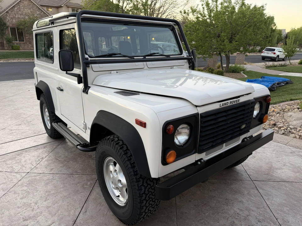 1997 Land Rover Defender 90 - Image 4 of 21