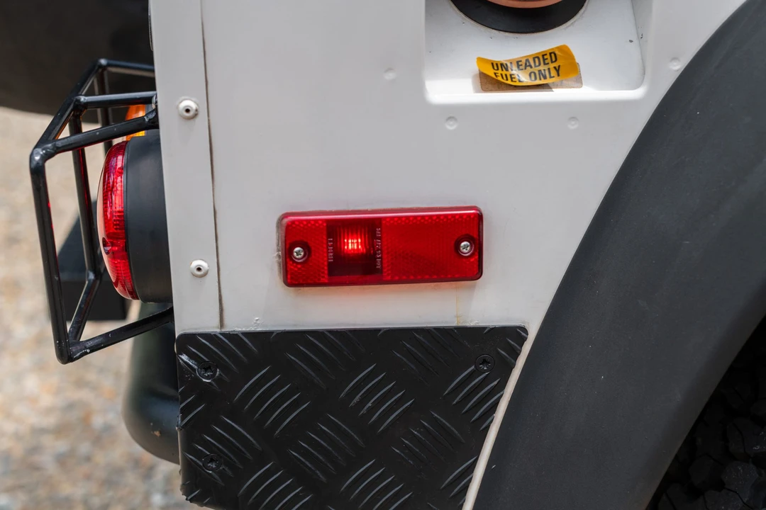 1997 Land Rover Defender 90 - Image 28 of 31