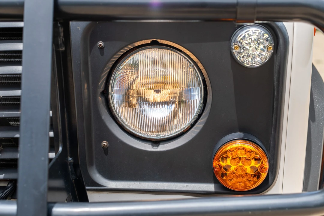 1997 Land Rover Defender 90 - Image 19 of 31