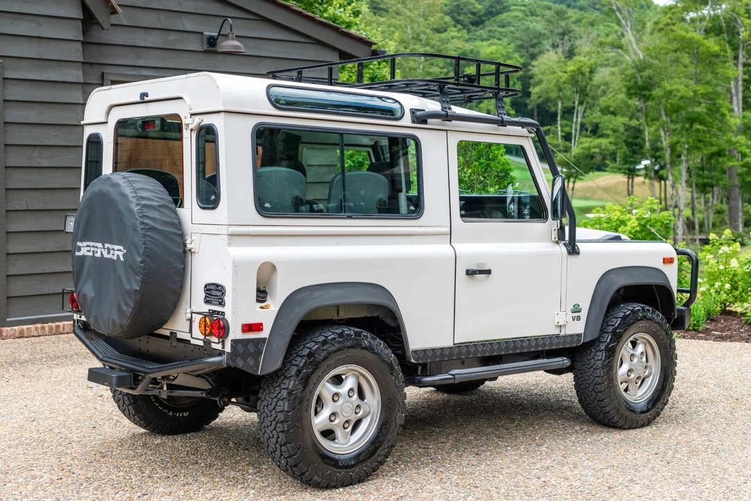 1997 Land Rover Defender 90 - Image 5 of 31