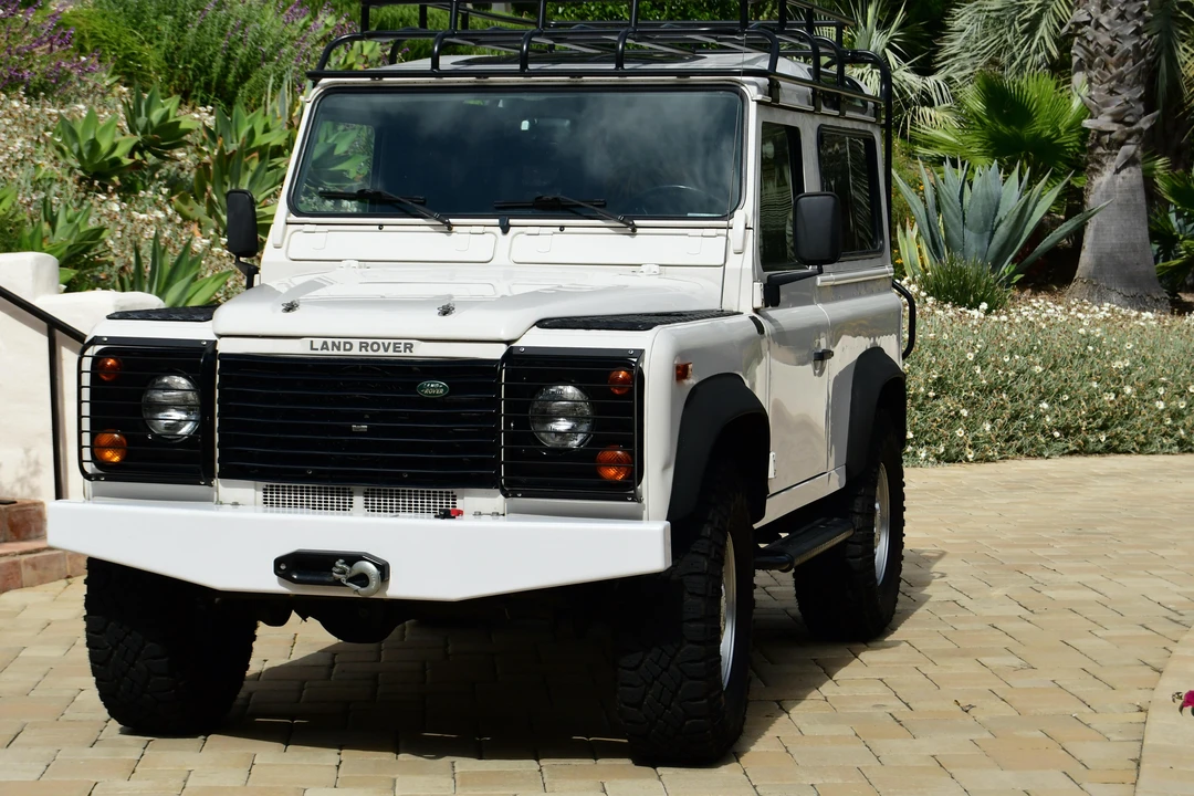 1997 Land Rover Defender 90 - Image 5 of 31
