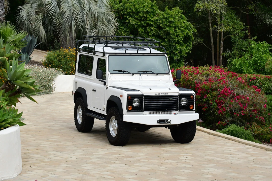 1997 Land Rover Defender 90 - Image 7 of 31