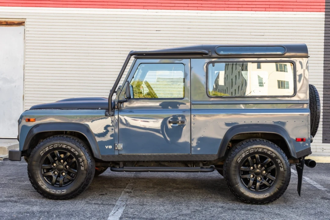 1997 Land Rover Defender 90 - Image 3 of 7