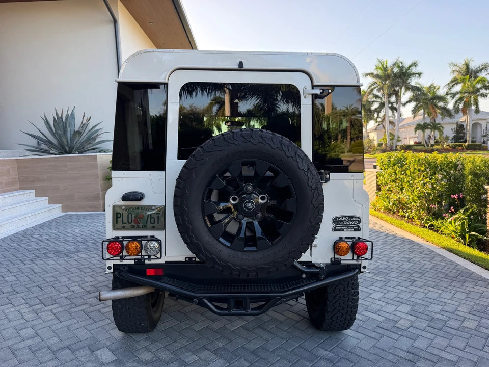 1997 Land Rover Defender 90 - Image 13 of 31
