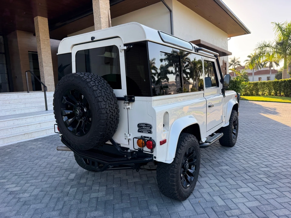 1997 Land Rover Defender 90 - Image 16 of 31