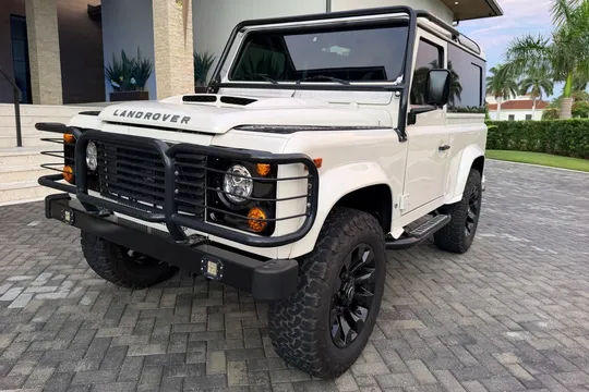 1997 Land Rover Defender 90 NAS