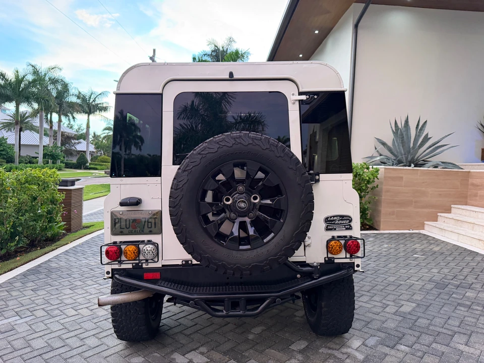 1997 Land Rover Defender 90 - Image 14 of 31