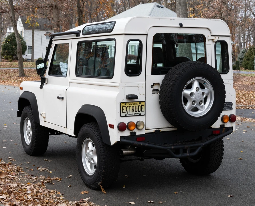 1997 Land Rover Defender 90 - Image 10 of 31