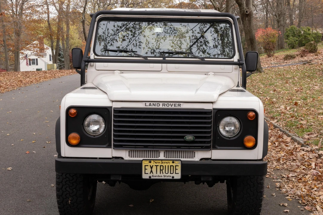 1997 Land Rover Defender 90 - Image 2 of 31