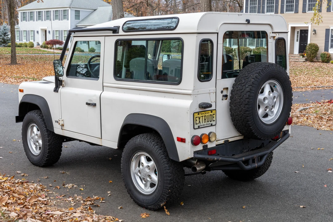 1997 Land Rover Defender 90 - Image 9 of 31