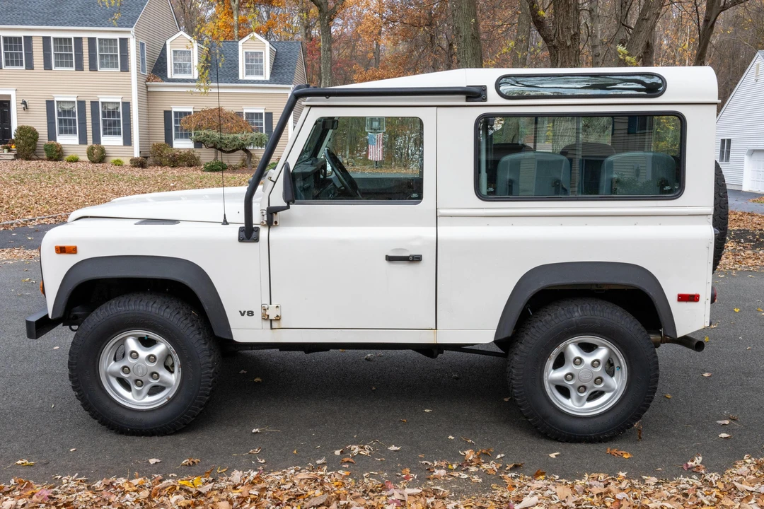 1997 Land Rover Defender 90 - Image 3 of 31
