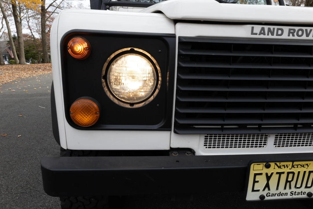 1997 Land Rover Defender 90 - Image 18 of 31