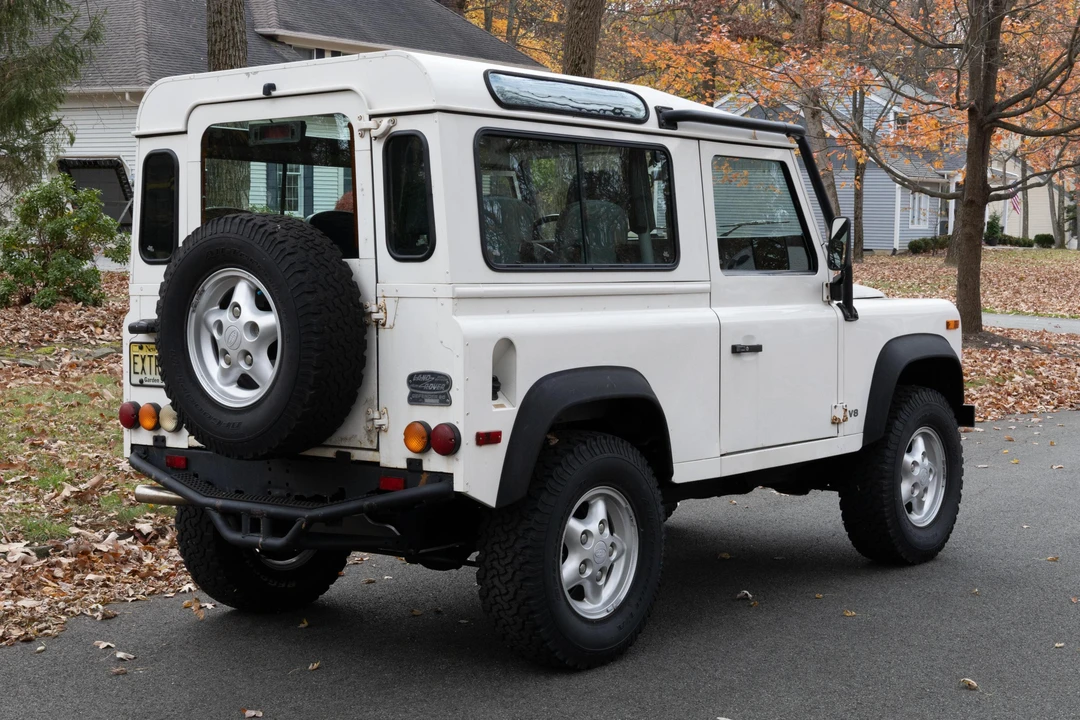 1997 Land Rover Defender 90 - Image 4 of 31