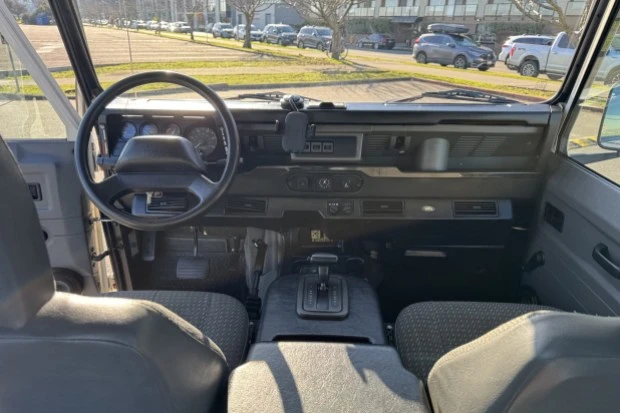 1997 Land Rover Defender 90 - Image 7 of 9