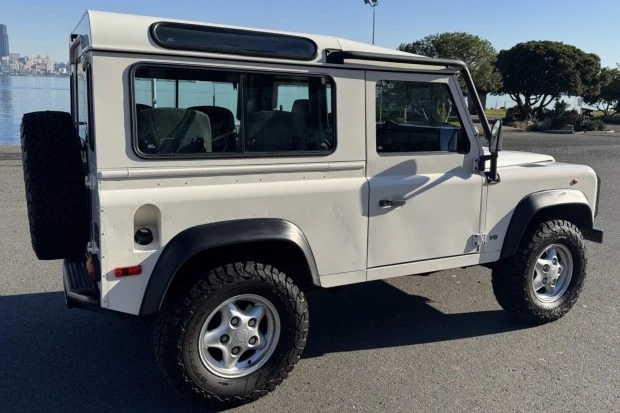 1997 Land Rover Defender 90 - Image 2 of 9