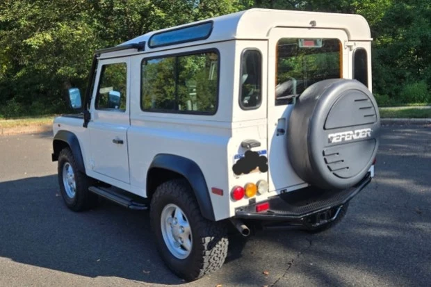 1997 Land Rover Defender 90 - Image 2 of 7