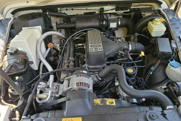 1997 Land Rover Defender 90 - Image 6 of 7