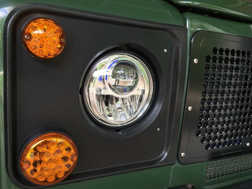 1997 Land Rover Defender 90 - Image 7 of 20