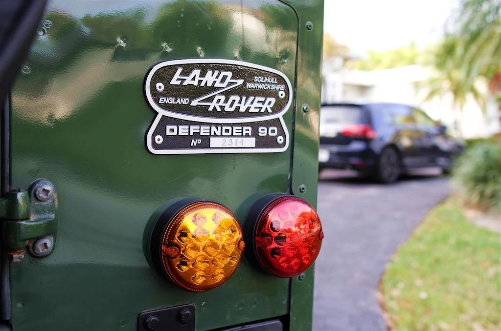 1997 Land Rover Defender 90 - Image 6 of 20