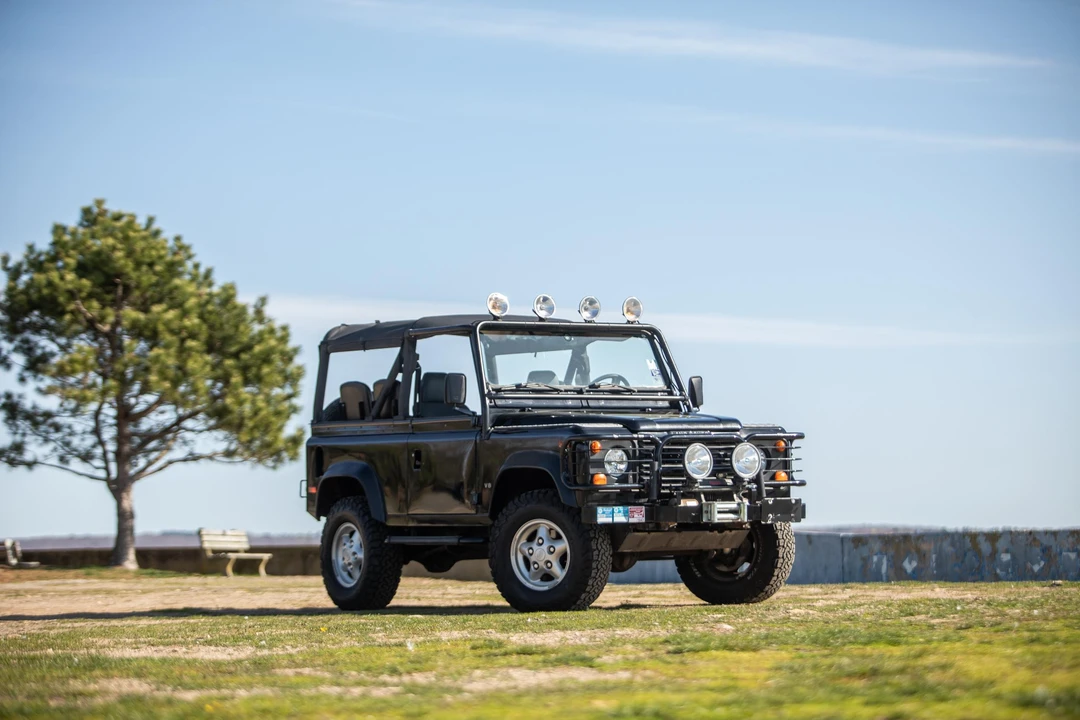 1997 Land Rover Defender 90 - Image 11 of 31