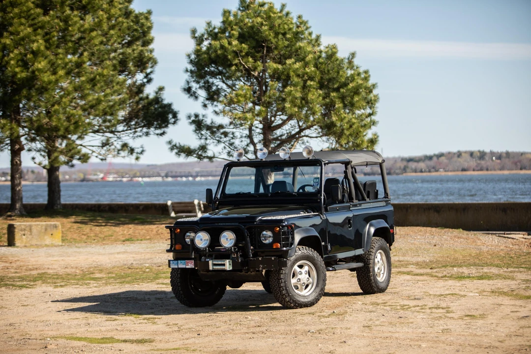 1997 Land Rover Defender 90 - Image 7 of 31