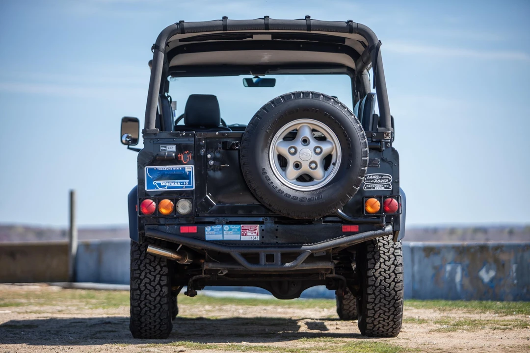 1997 Land Rover Defender 90 - Image 5 of 31
