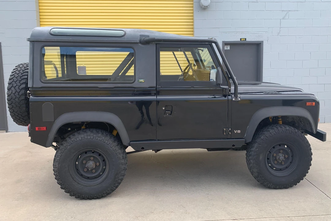 1997 Land Rover Defender 90 - Image 3 of 31